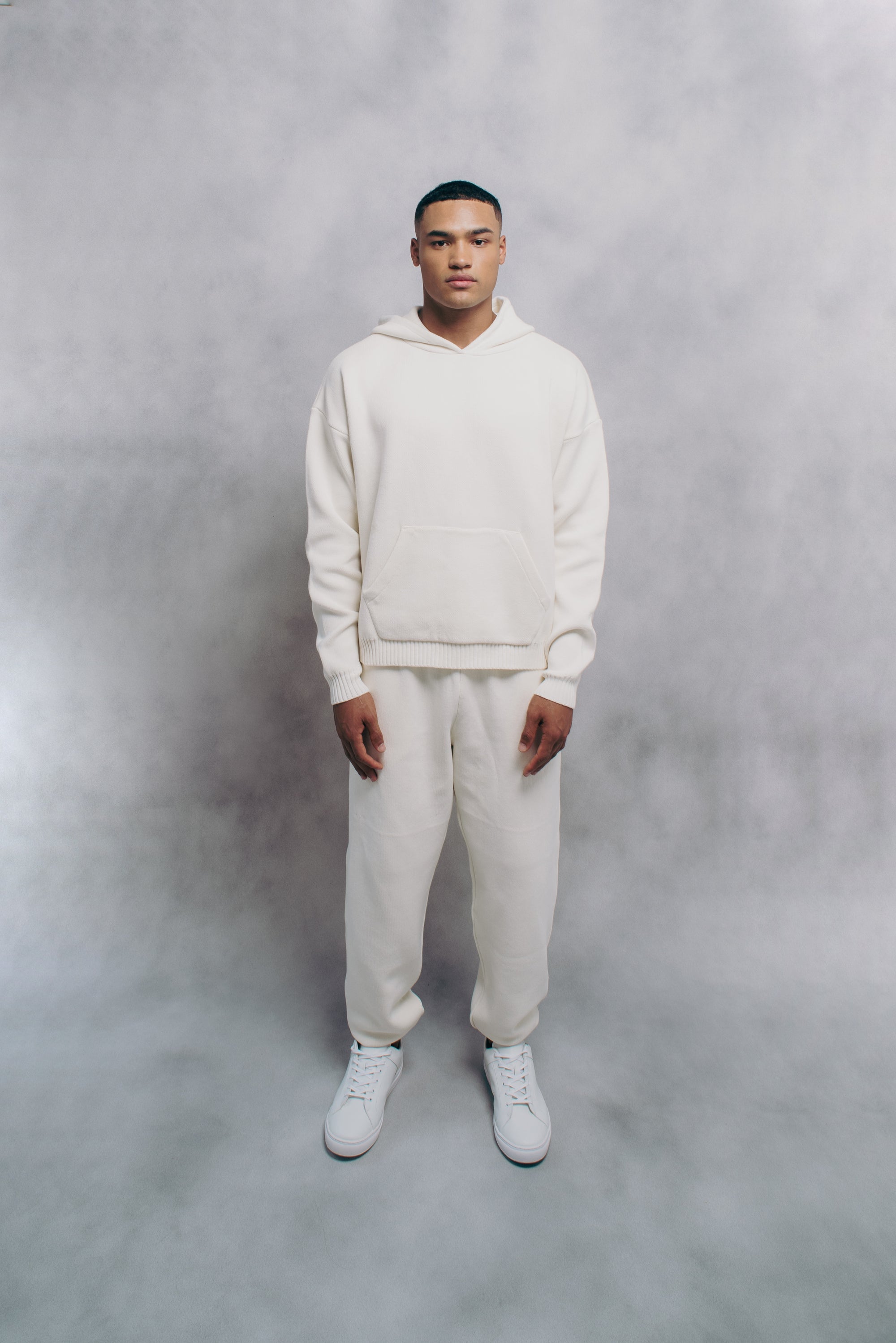 CREAM KNITTED JOGGER